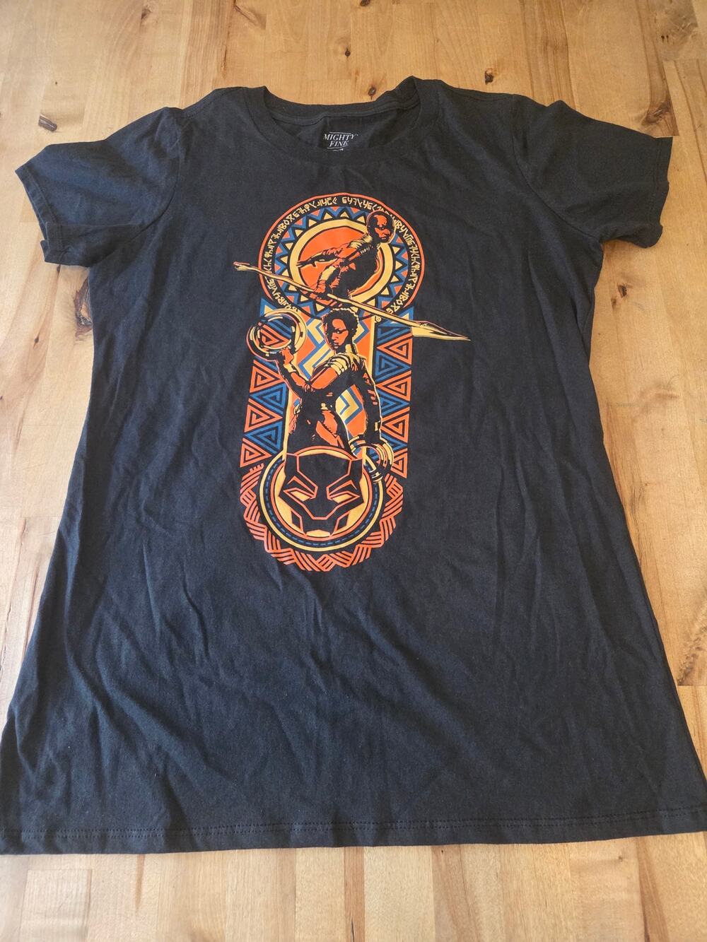 Mighty Fine Marvel Black Panther Wakanda Graphic T-Shirt - Size L